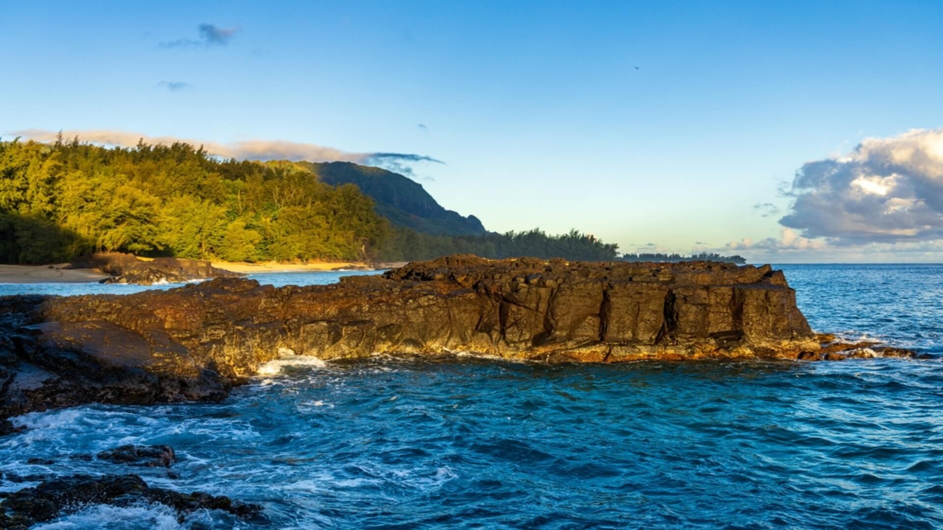 4 Difficult Hikes on Utopia Beach Rentals  That Are Worth the Effort